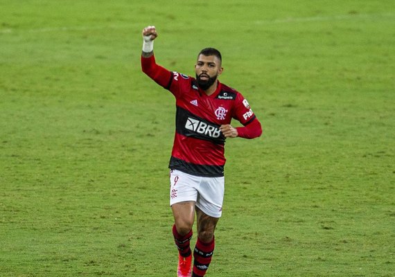 Flamengo goleia La Calera por 4 a 1 no Maracanã