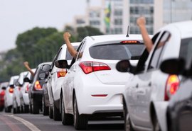Preço dos combustíveis prejudica renda de motoristas de aplicativos