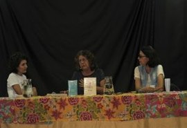 Escritora Arriete Vilela lança livro e participa de mesa redonda em Arapiraca