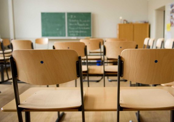 Suicídio de estudantes causa comoção nas redes sociais e gera reflexões