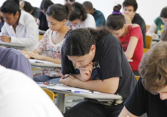 Concurso público: órgãos abrem inscrições para 900 vagas nesta segunda