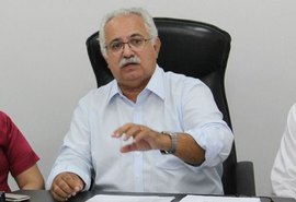 Teófilo some de Arapiraca e população cobra posicionamento dos vereadores