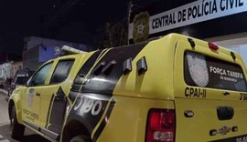 Casal é preso após crianças serem encontradas sozinhas em casa em Alagoas