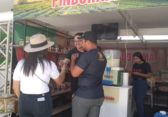 Pindorama marcou presença na 40ª Expo Bacia Leiteira