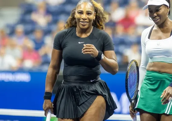 Serena e Venus Williams recebem convite para duplas em Wimbledon