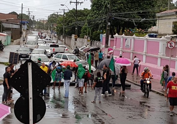AL amanhece com manifestações e bloqueios em dia de greve geral