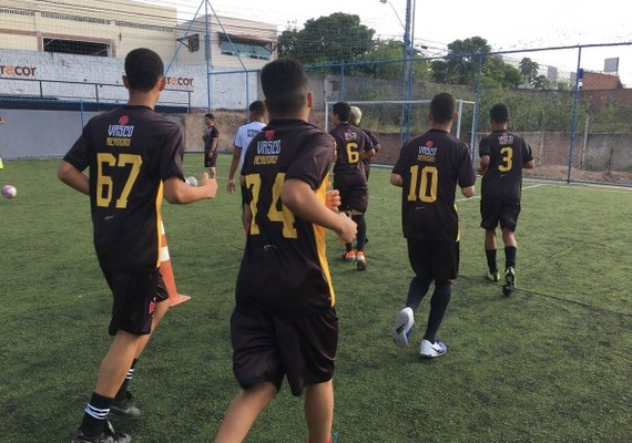 Projeto da Seprev treina jovens que sonham em se tornar jogadores de futebol
