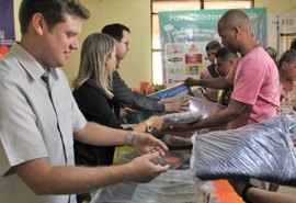 Centro Pop entrega agasalhos às pessoas em situação de rua