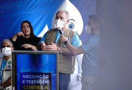 Ministro destaca importância do ciclo vacinal completo contra covid-19