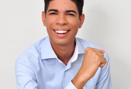 Com apoio de Marx, Yvan Beltrão e empresários, Devinho Barbosa entregará caminhão de brinquedos na parte alta