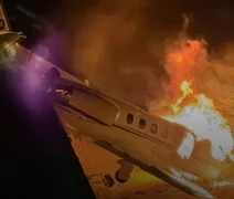 Jato com cantor Rey Vaqueiro sai da pista e se incendeia no RN