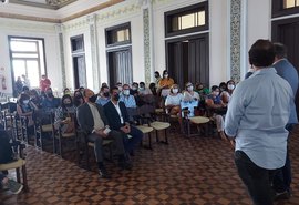 ‘Passaporte da vacina' será exigido pelo setor de eventos em plano de retomada nesta segunda-feira (20)