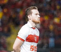 CRB tenta efeito suspensivo para ter Lucas Lovat no jogo com Londrina
