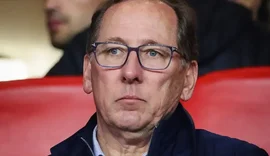 John Textor admite saída do Botafogo e critica ausência da Eagle em reunião