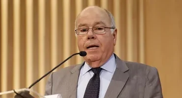 Brasil contesta tarifa dos EUA e alerta para prejuízo às próprias empresas