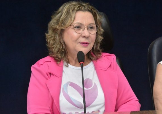 Deputada Tereza Nelma alerta para golpes no Whatsapp