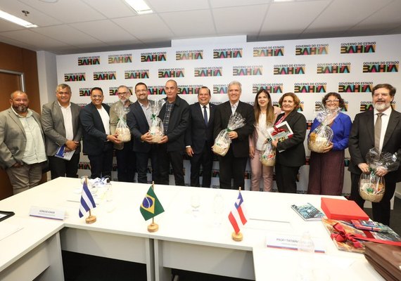 Comitiva agrícola de Cuba visita cooperativas brasileiras