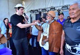 Davi Davino Filho participa de Missa do Vaqueiro em Delmiro Gouveia