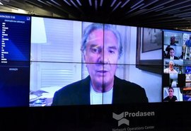 Collor pede desculpas por bloqueio da poupança em 1990
