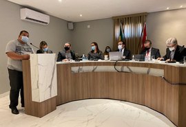 Secretário participa de audiência sobre danos causados por obras da Casal