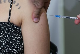 Anvisa amplia indicação da vacina contra o HPV para novos tipos de câncer