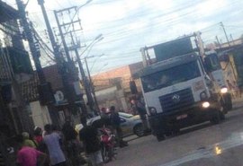 Criança de 12 anos morre após ser atropelada por caminhão em município de Alagoas