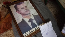 Síria inicia destruição de armas químicas encontradas após queda de Assad