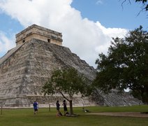 Tumba zapoteca de 1.400 anos é descoberta após denúncia anônima no México