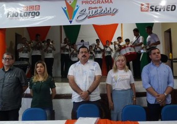 A prefeitura de Rio Largo lançou o programa  Escola de Sucesso