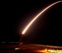 EUA buscam acelerar produção de míssil secreto para conter avanços da China