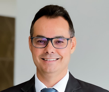 Professor de Direito da Ufal é semifinalista do Prêmio Jabuti
