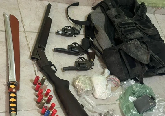 Trio com arsenal de armas foi preso é Girau do Ponciano