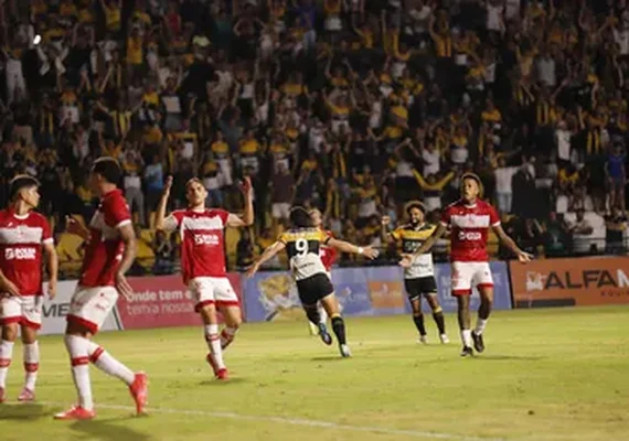 CRB chega a 11 jogos sem vencer após derrota fora de casa