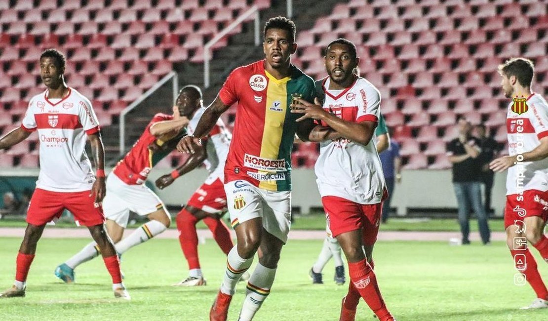 Extra! Extra! Cai mais um invicto no brasileirão