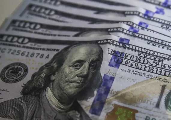 AGU solicita ao STF apuração de possível uso de informações privilegiadas ligadas a tarifaço de Trump