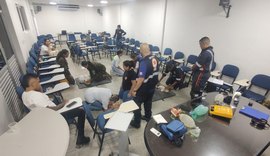Samu qualifica profissionais em curso de suporte básico de vida em Maceió