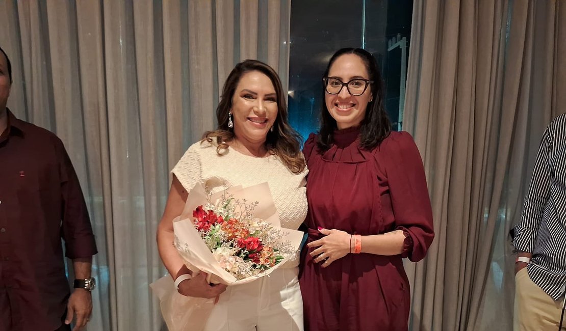 Soamar Alagoas presta calorosa homenagem ao comandante Rodrigo Garcia e dá boas-vindas ao novo comandante da Capitania dos Portos