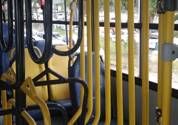 Prefeitura estabelece prazo para readequação das catracas sobrepostas
