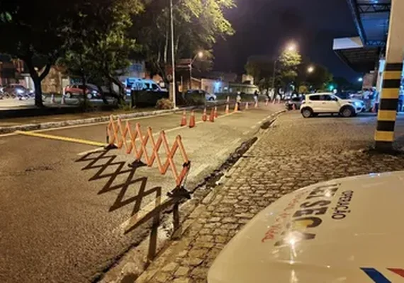 Motorista é detido por embriaguez em blitz da PM na madrugada em Maceió