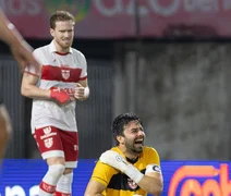 Goleiro Matheus Albino sofre luxação no ombro e passará por cirurgia no CRB