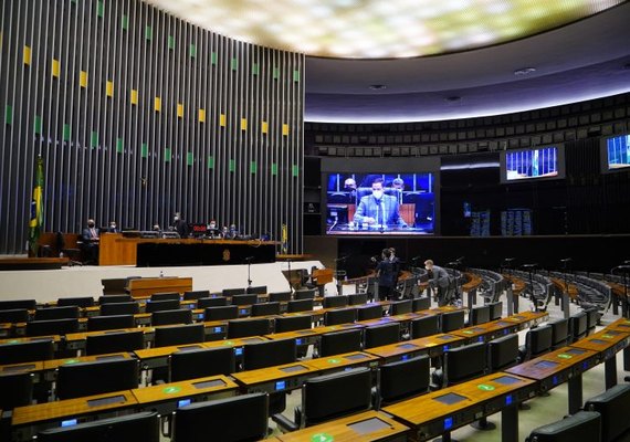 Dos 9 deputados apenas 3 são favoráveis ao passaporte da vacina; saiba quais