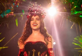 Anitta é coroada rainha de bateria da Grande Rio para o Carnaval 2026