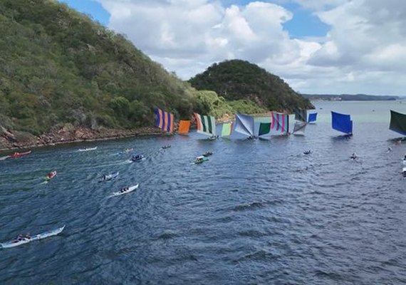 FPI de Alagoas inspeciona embarcações e competição de canoas no Baixo São Francisco