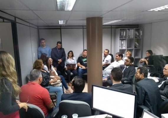 Audiência no TJ entre Prefeitura e sindicatos termina sem acordo