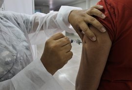 Penedo faz última chamada para imunização contra a Covid-19 de algumas categorias