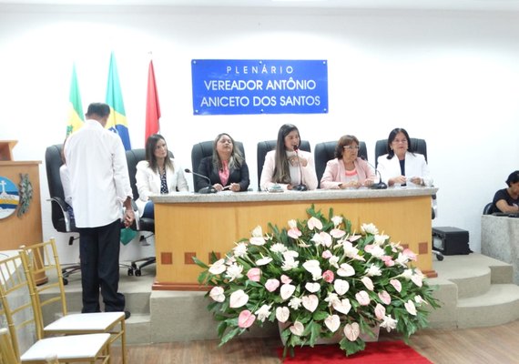 Sessão Solene homenageia Dia Internacional da Mulher na Câmara de Vereadores de Pilar