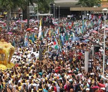 Círio de Nazaré leva multidão às ruas de Belém neste domingo