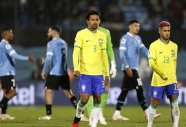 Eliminatórias: Brasil perde para Uruguai em noite para esquecer