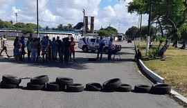 Moradores do Vergel bloqueiam Av. Senador Rui Palmeira em manifestação