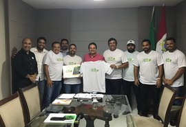 Unicafes apresenta Feira Coop à presidência da Assembleia Legislativa de Alagoas
